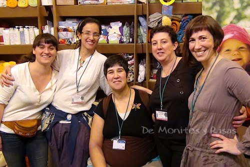 Con Esther y Carolina, Asesoras De Monitos y Risas, y Carolina, Asesora Continuum.