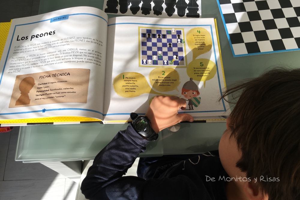 Leyendo "Mi primer ajedrez"